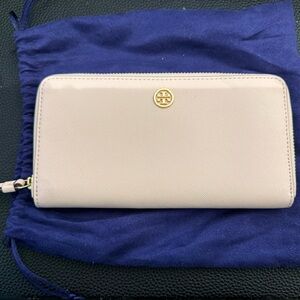 Tory Burch Light Beige Wallet